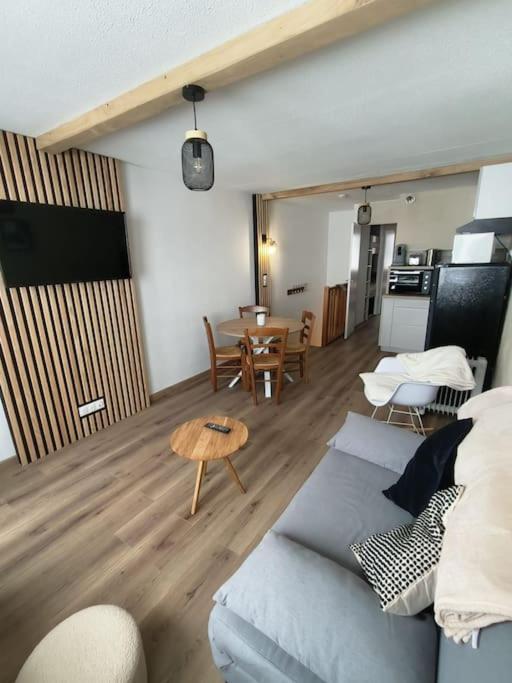 T2 Cosy Au Pied Des Pistes Appartement Bagnères-de-Bigorre Buitenkant foto